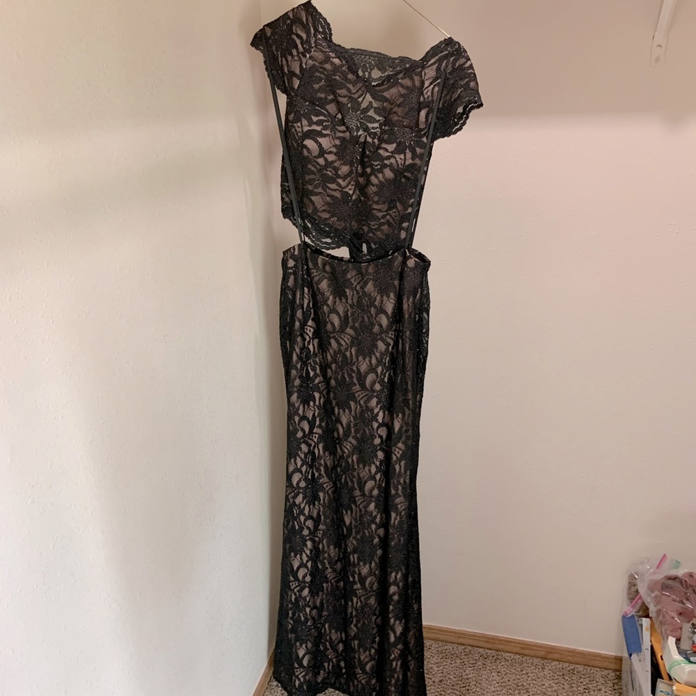 Black lace two-piece dress.
